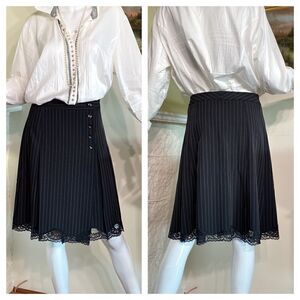 Powerline Pin Stripe Pleated Skirt